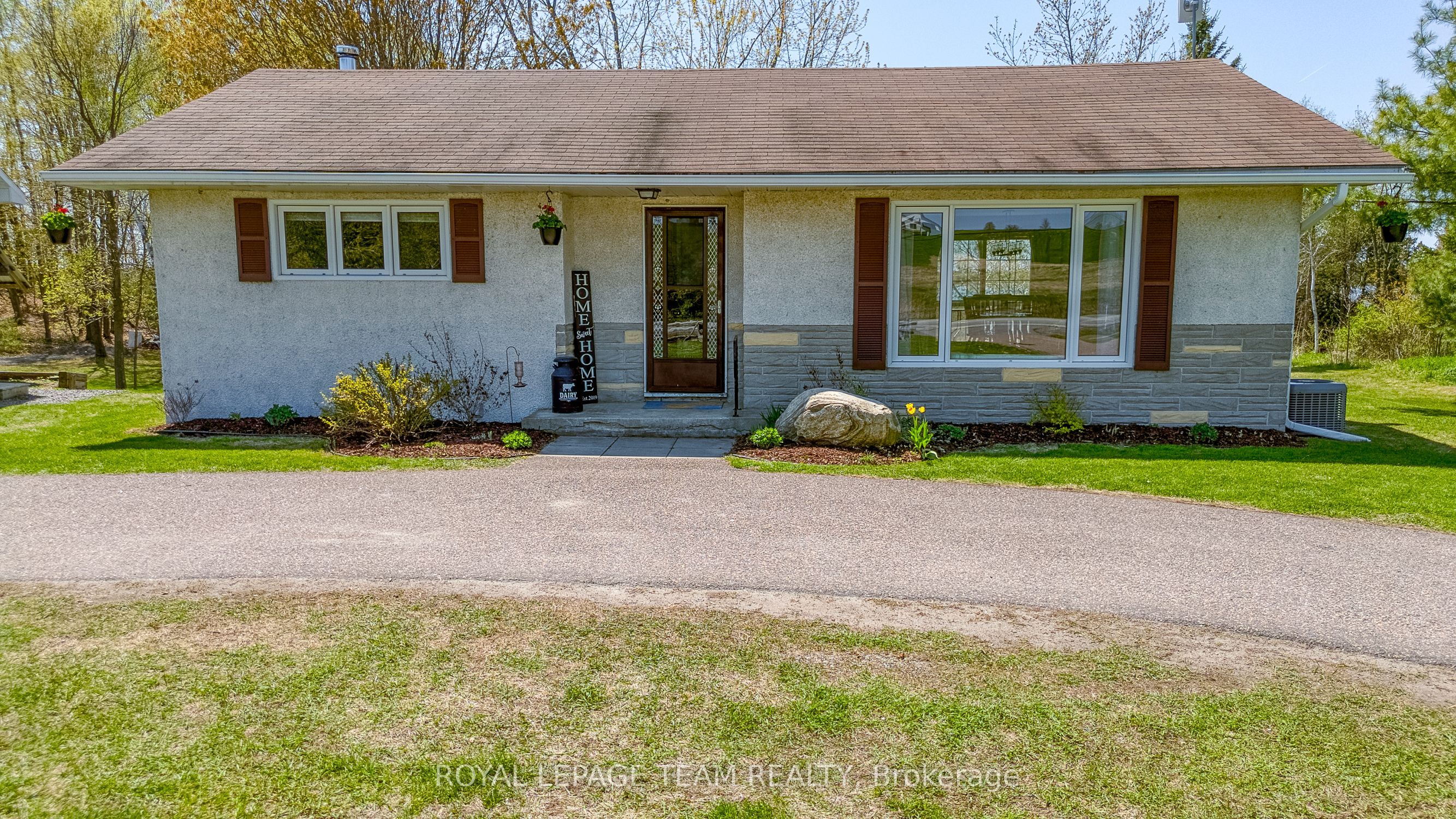 2975 4th Concession Property Photo