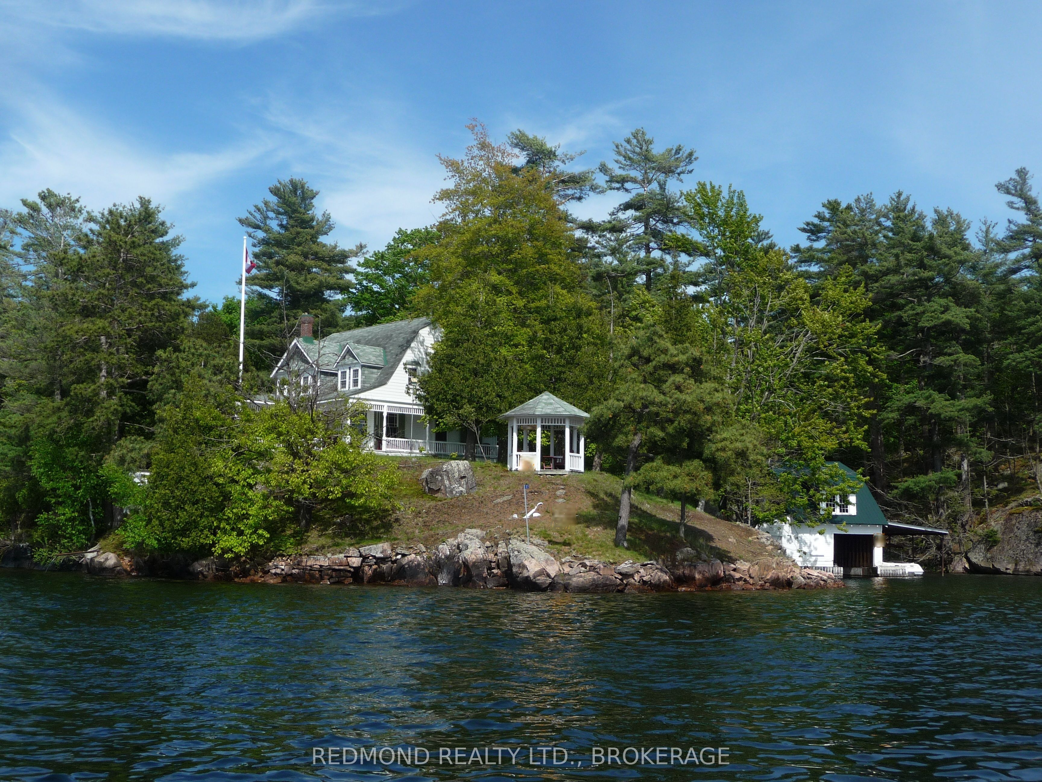 87 Club Island Property Photo 1