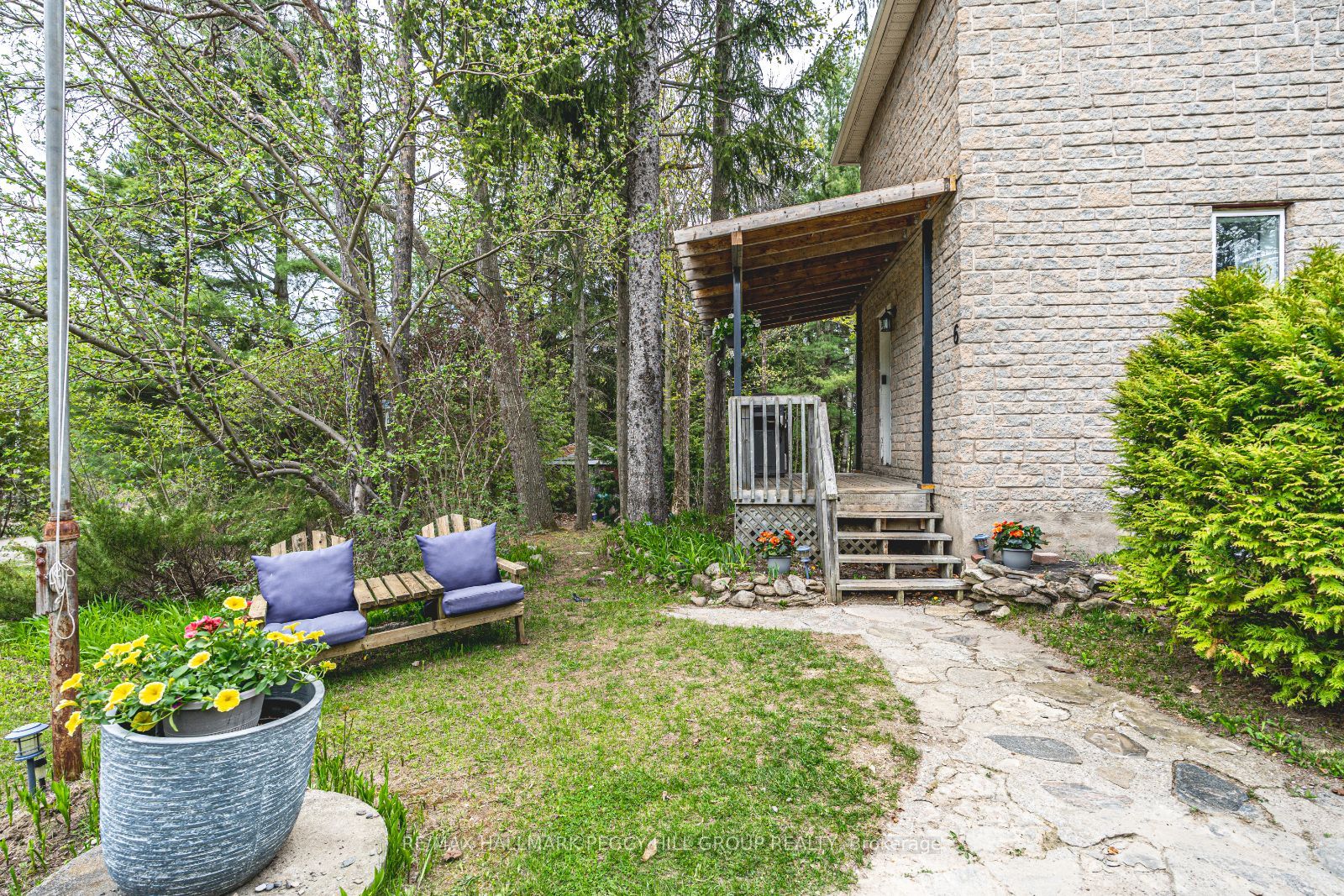 6 Mccutcheon Road Property Photo 3