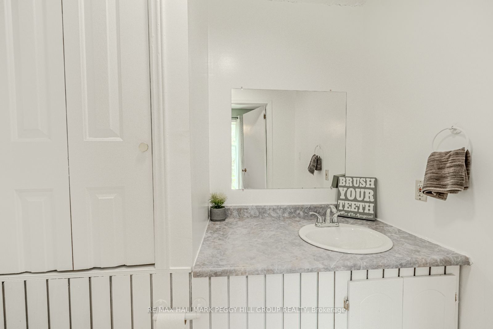 6 Mccutcheon Road Property Photo 16