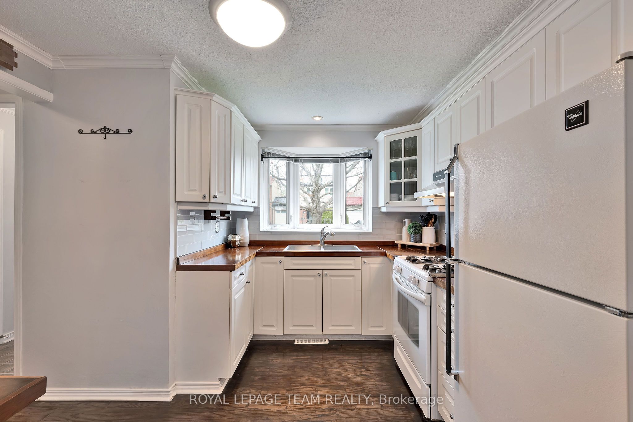 1642 Lafrance Drive Property Photo 8