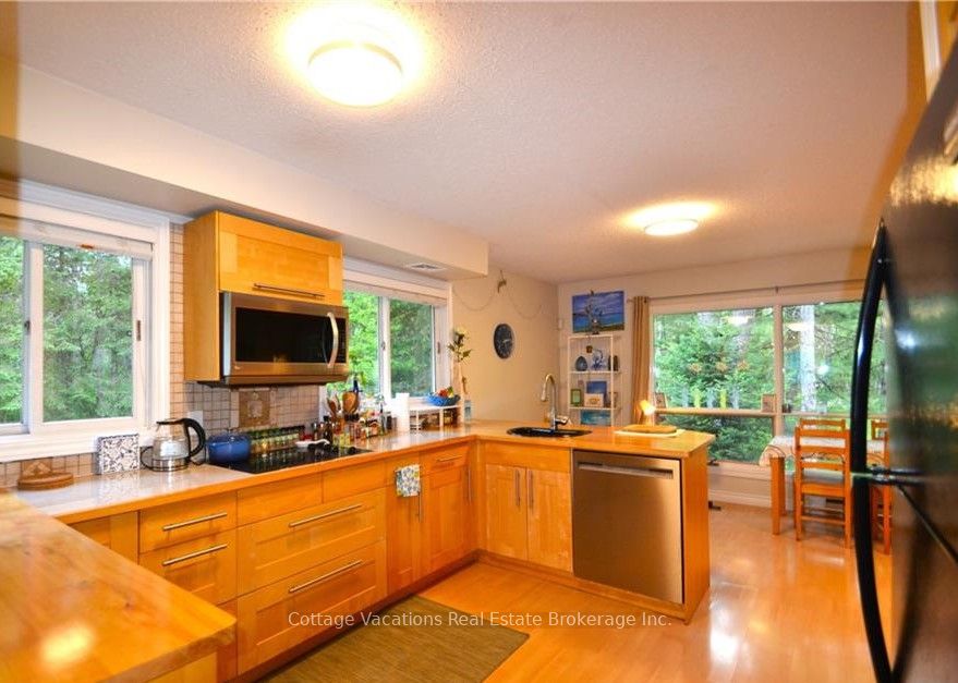 341 Old North Road Property Photo 11