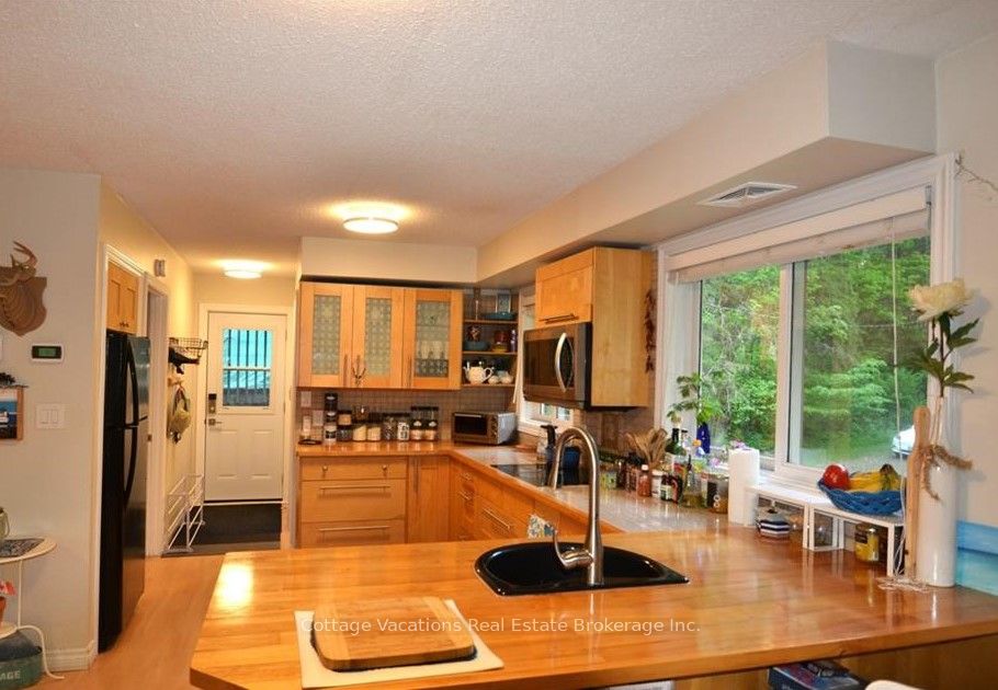 341 Old North Road Property Photo 13