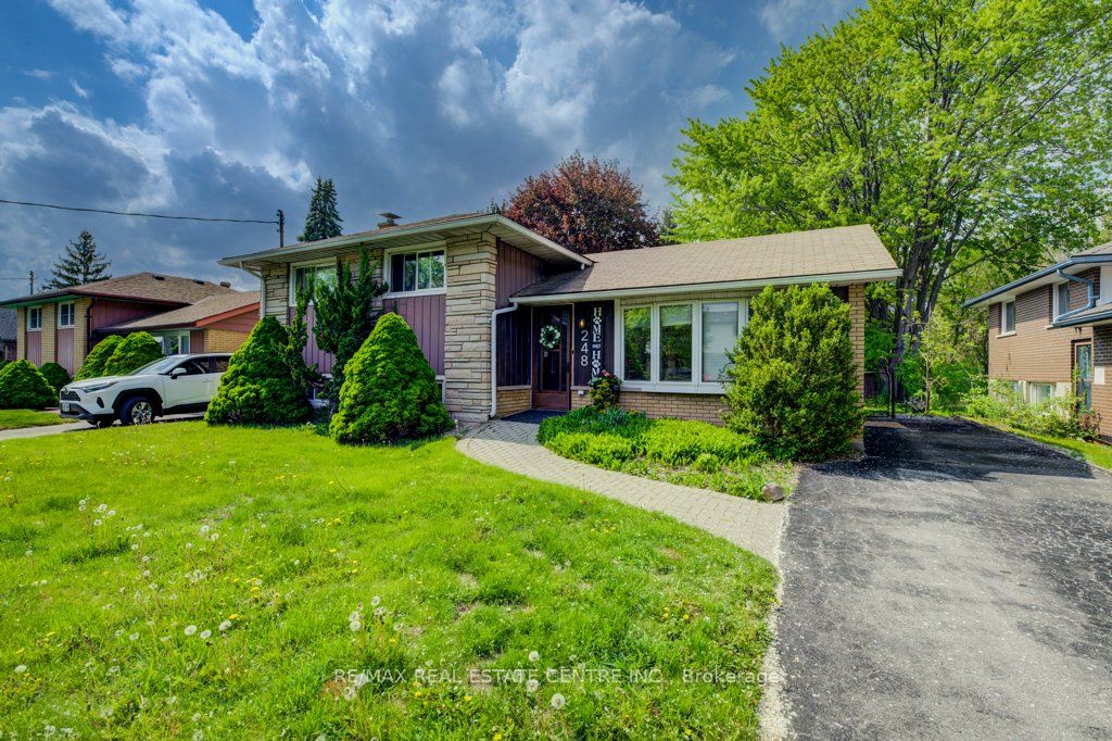 248 Fergus Avenue Property Photo 4