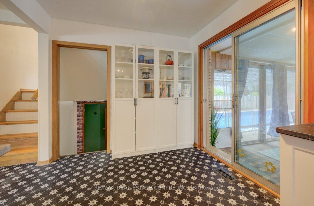 248 Fergus Avenue Property Photo 12