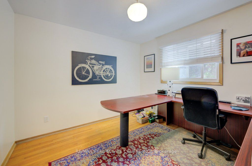 248 Fergus Avenue Property Photo 26