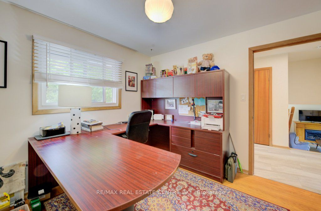 248 Fergus Avenue Property Photo 27