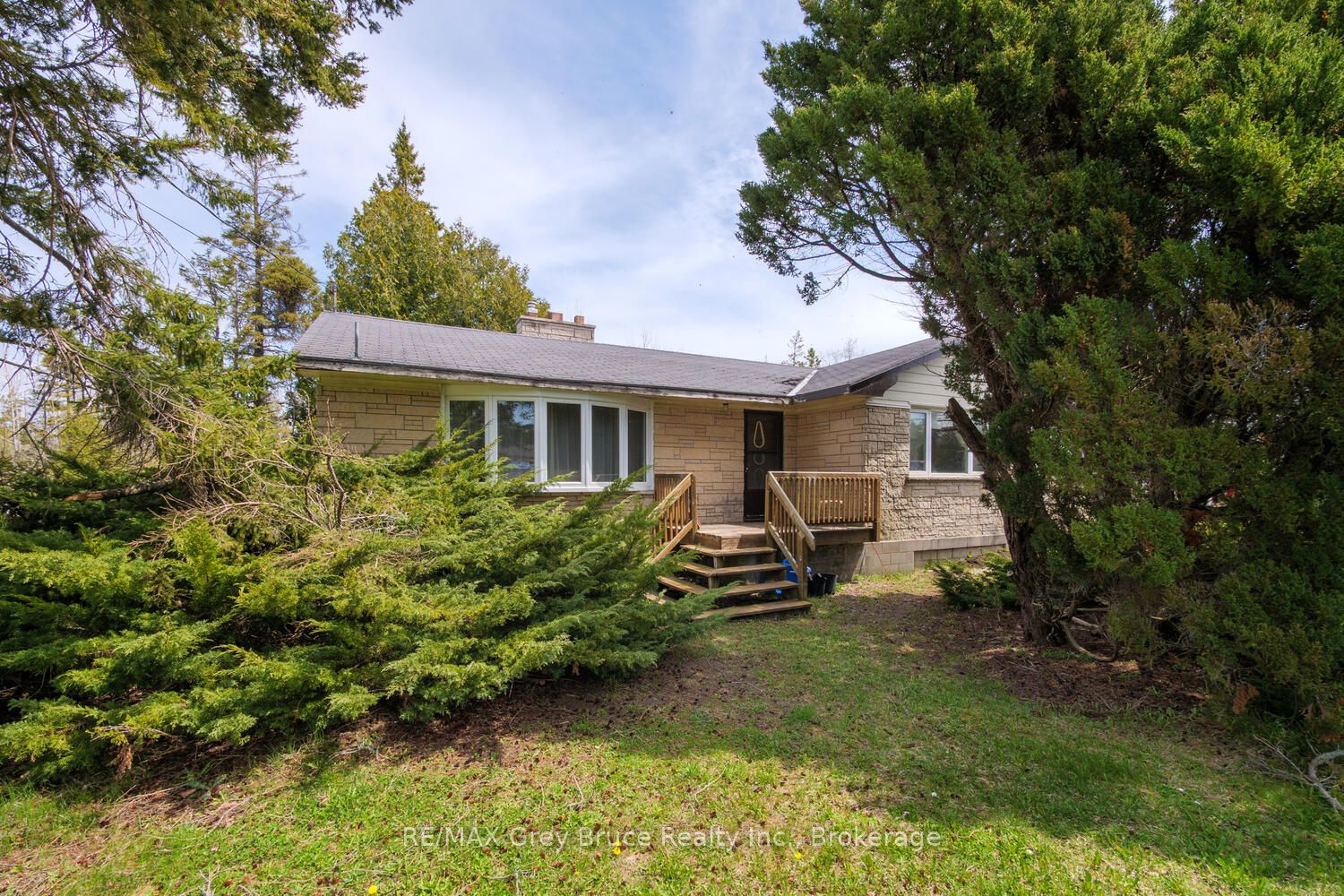 7382 Highway 6 Highway Property Photo 4