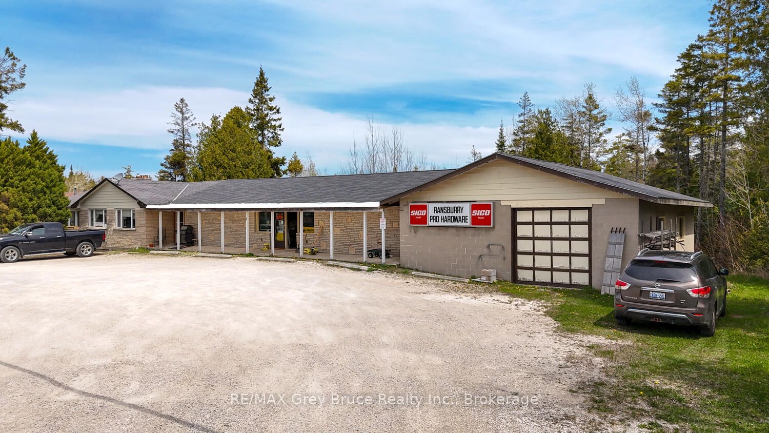 7382 Highway 6 Highway Property Photo 7