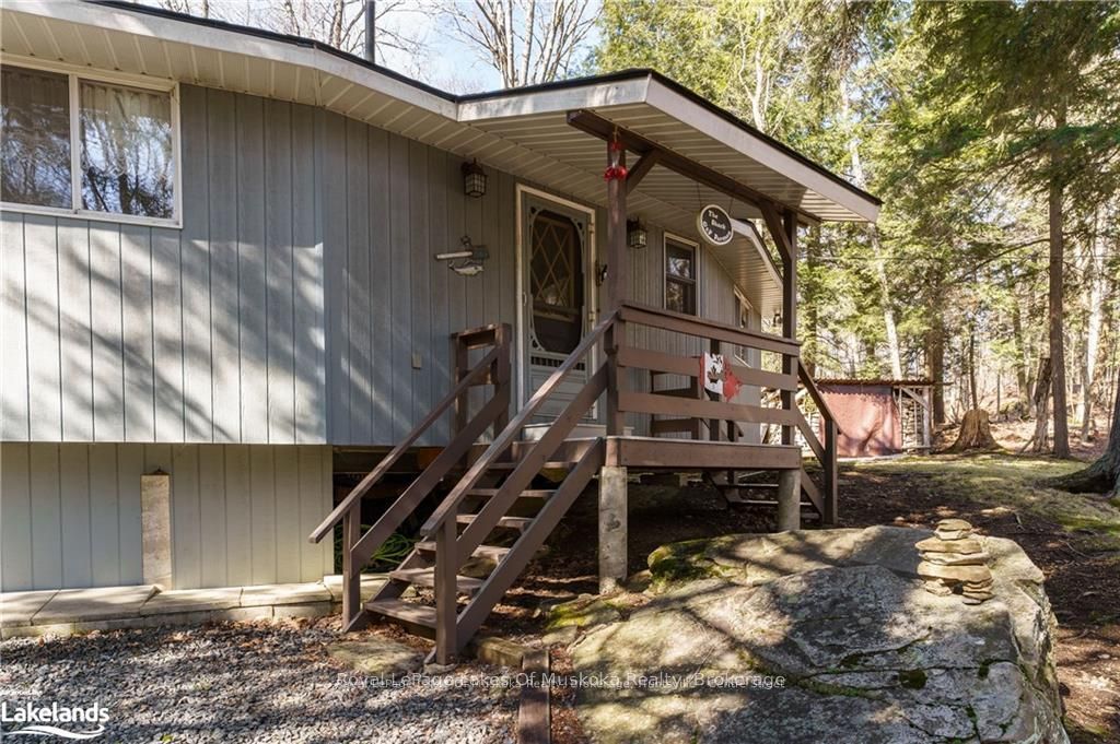 32 Maple Leaf Dr Property Photo 1