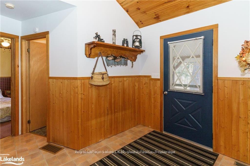 32 Maple Leaf Dr Property Photo 3