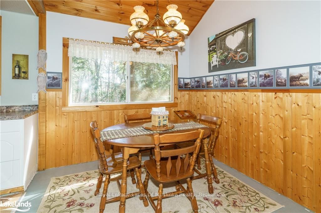 32 Maple Leaf Dr Property Photo 5