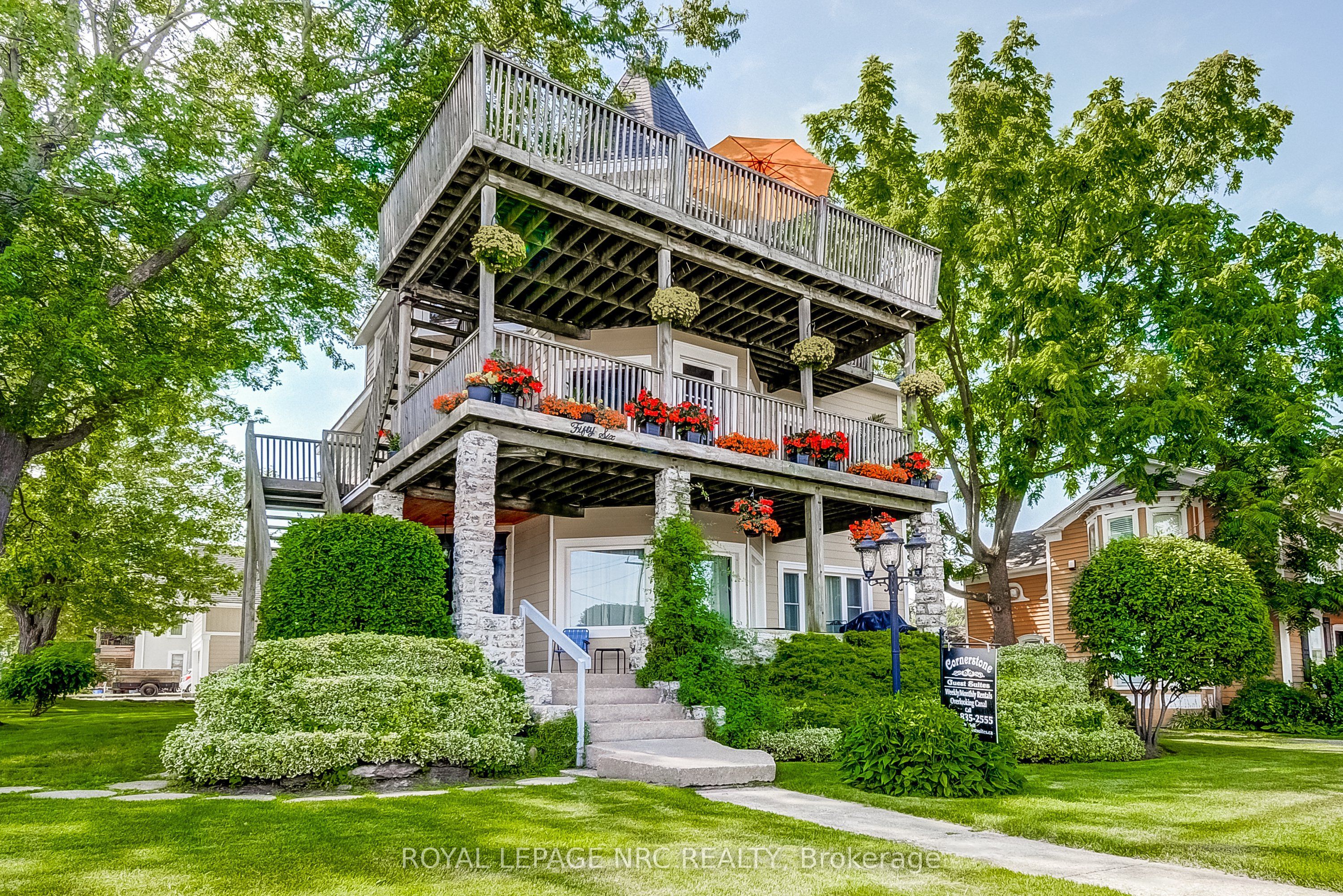 56 West St Property Photo 1