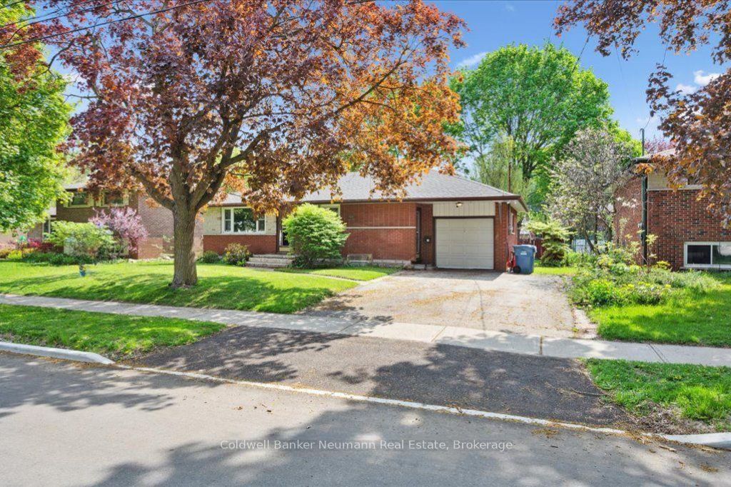 100 Guelph Street Property Photo 2