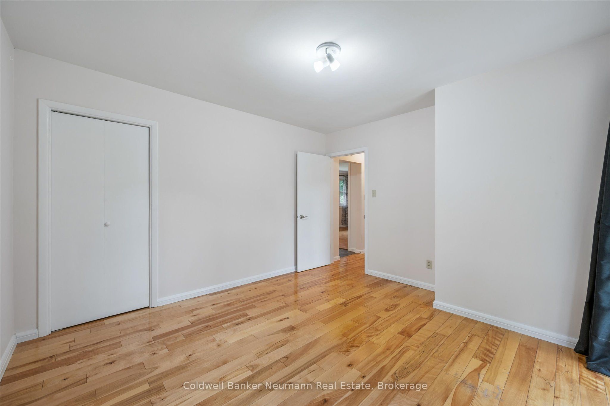 100 Guelph Street Property Photo 17