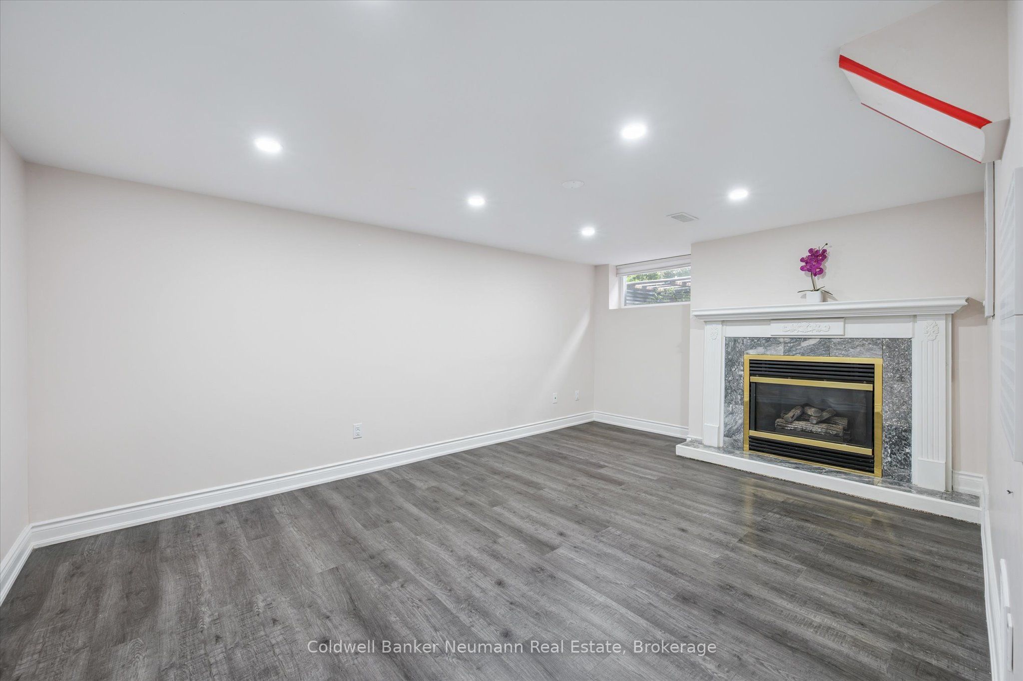 100 Guelph Street Property Photo 18