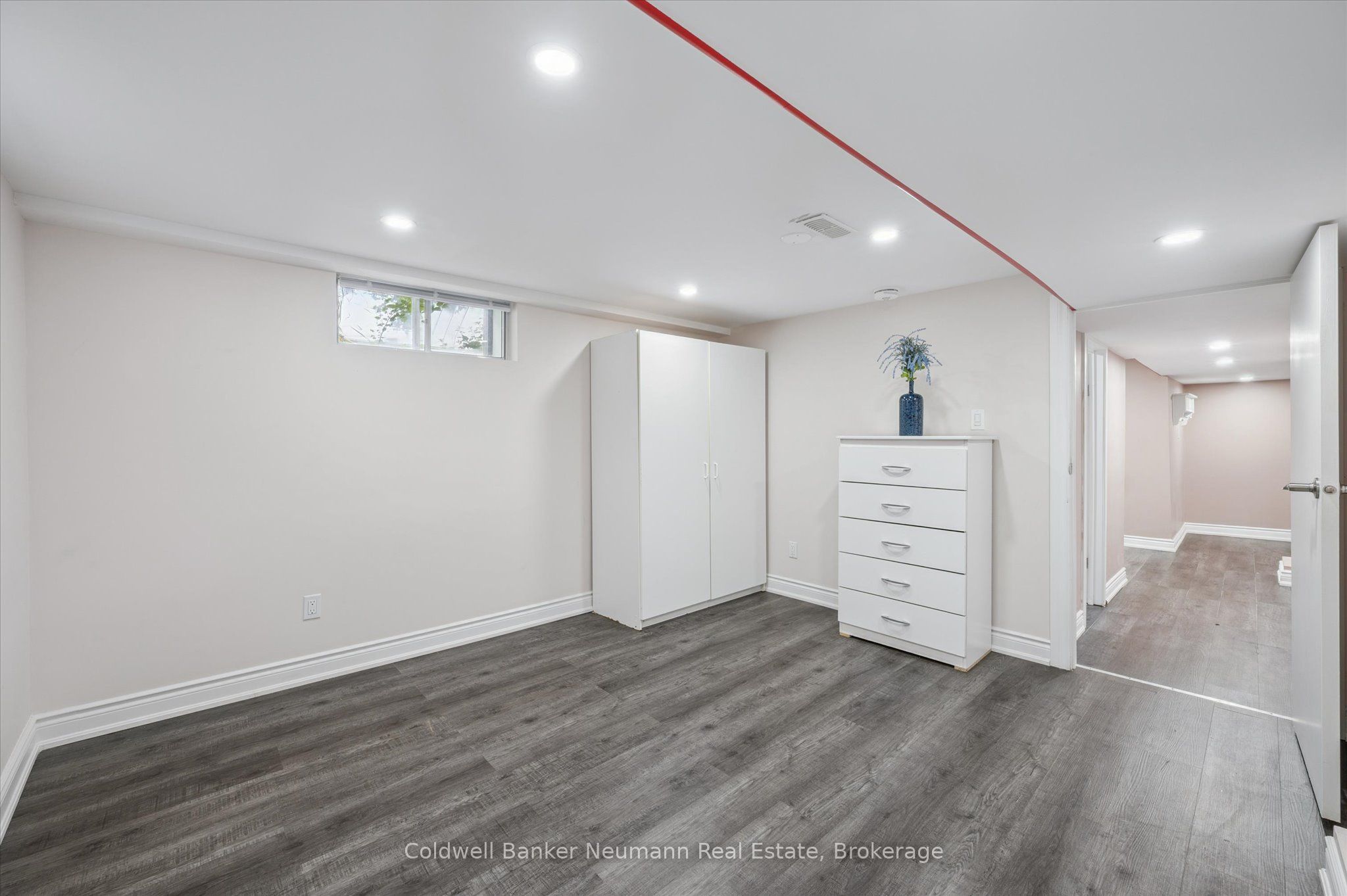 100 Guelph Street Property Photo 22