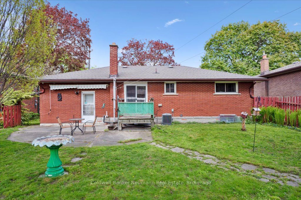 100 Guelph Street Property Photo 31