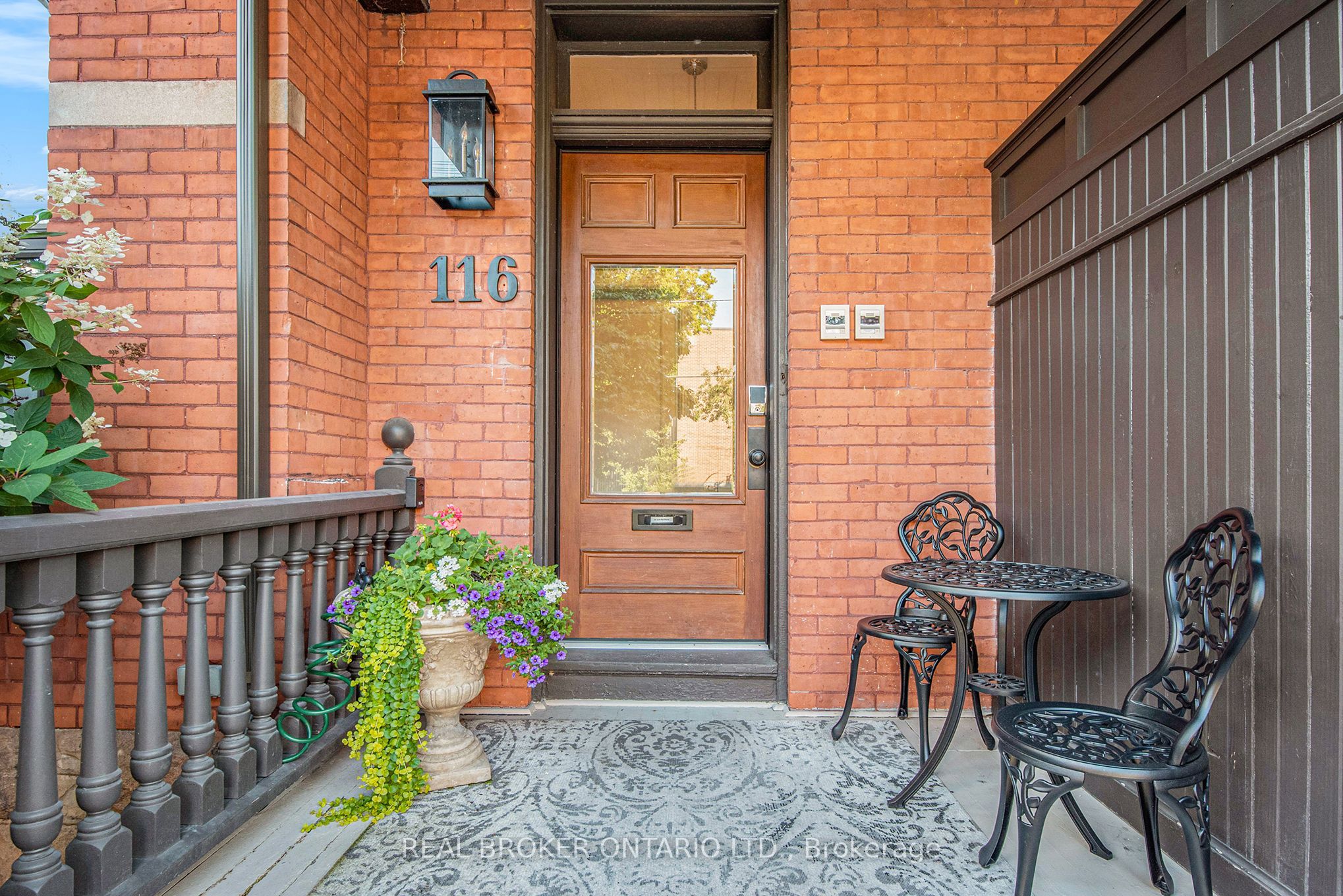 #c - 116 Cartier Street Property Photo