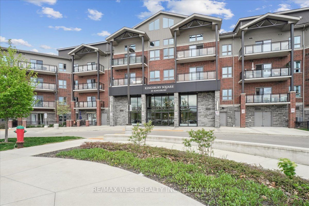 #413 - 35 Kingsbury Square Property Photo