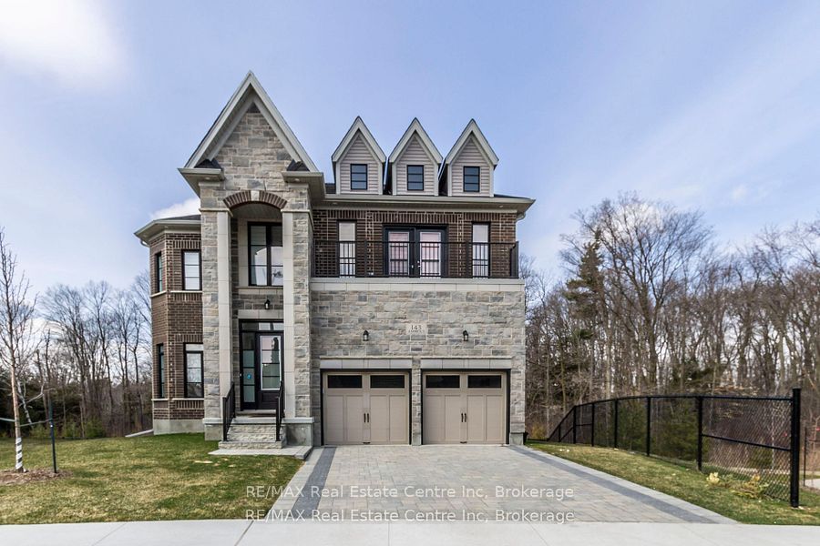 143 Ambrous Cres Property Photo