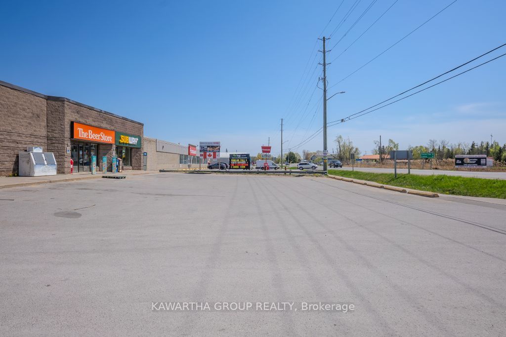 6716 35 Highway Property Photo 17