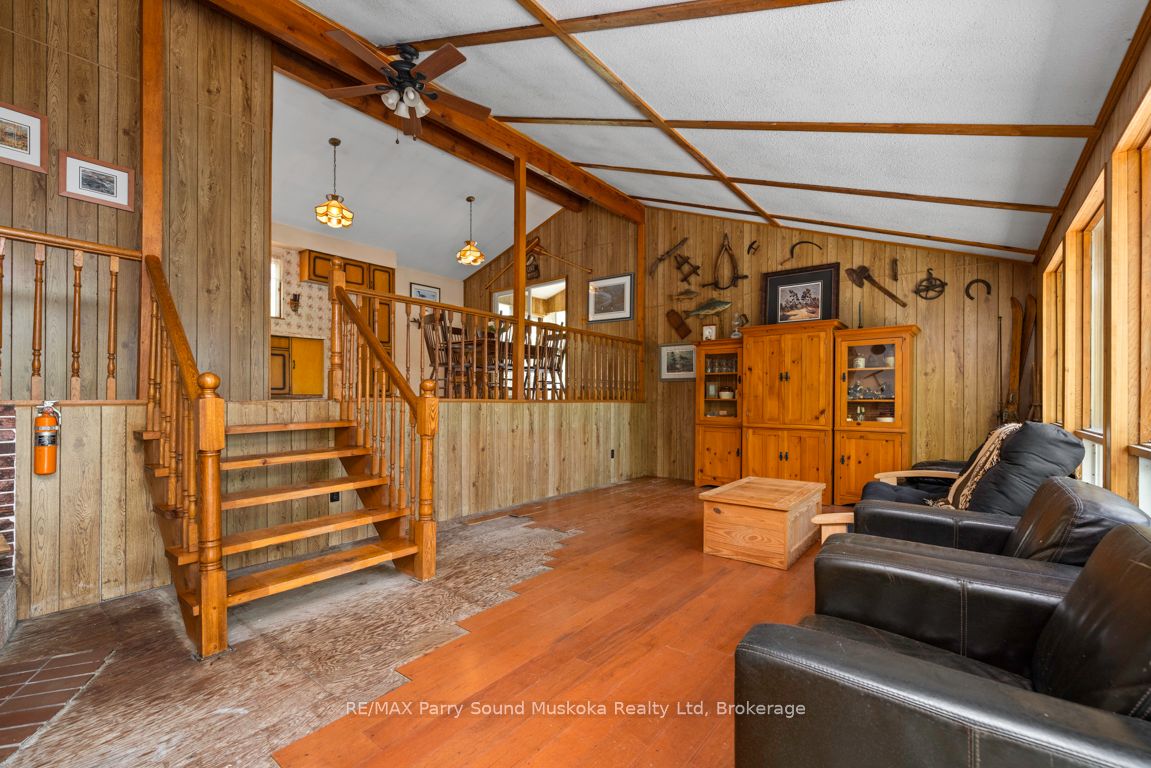 33 Houston Lane Property Photo 10