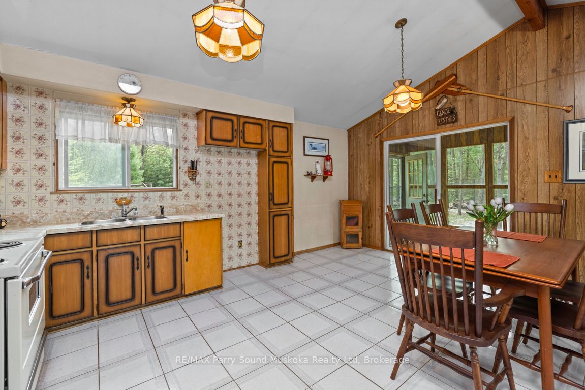 33 Houston Lane Property Photo 17