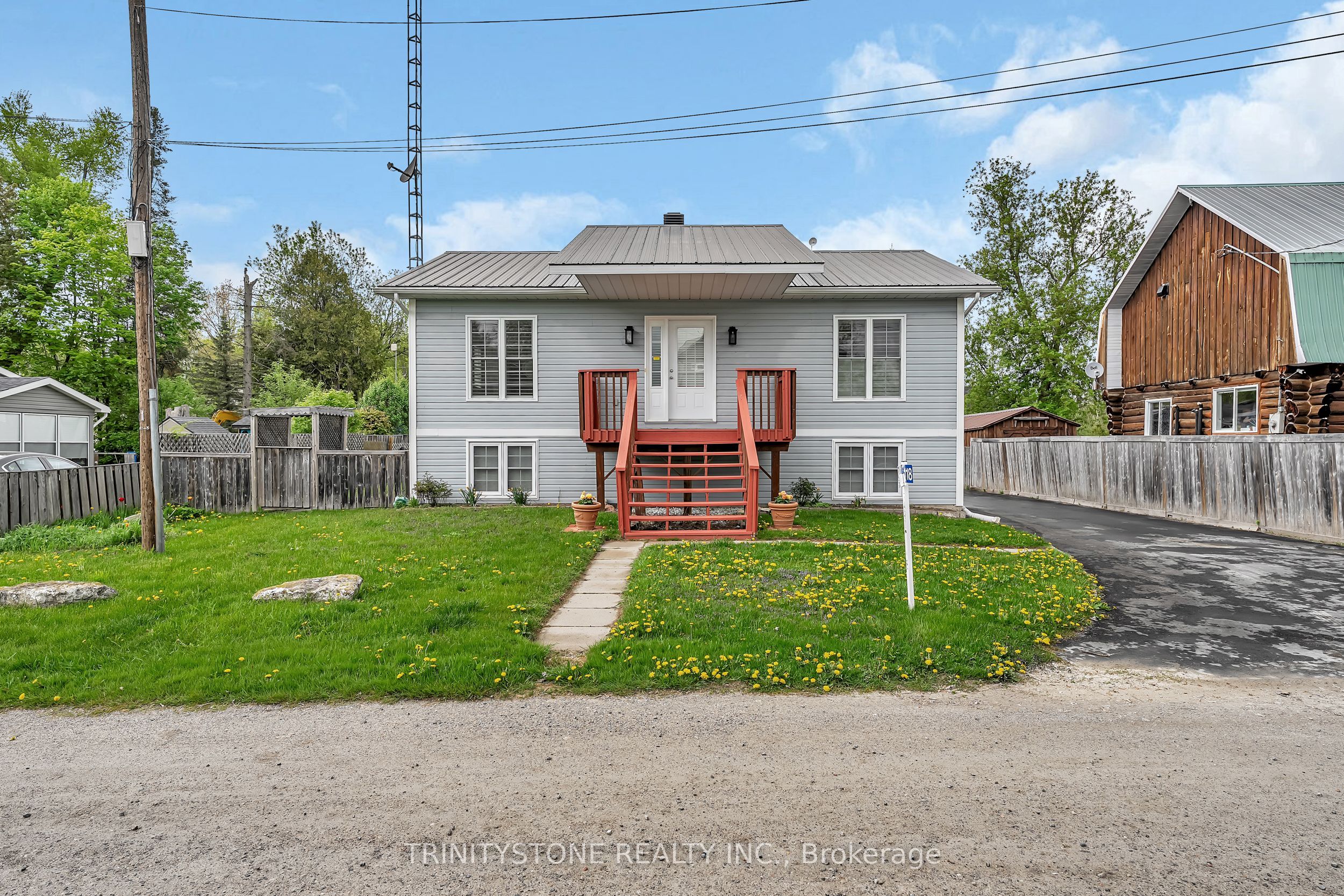 118 Bay St Property Photo