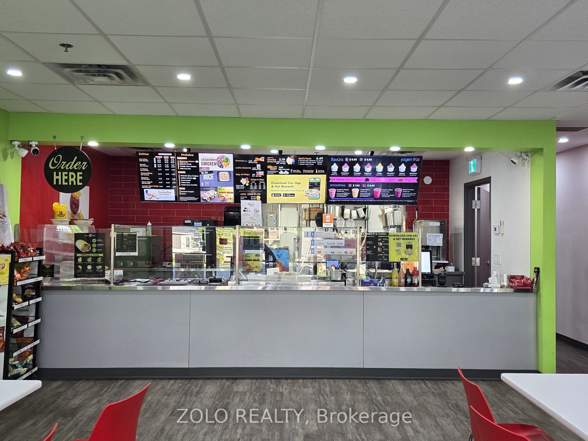 4520 Ontario St Property Photo 2