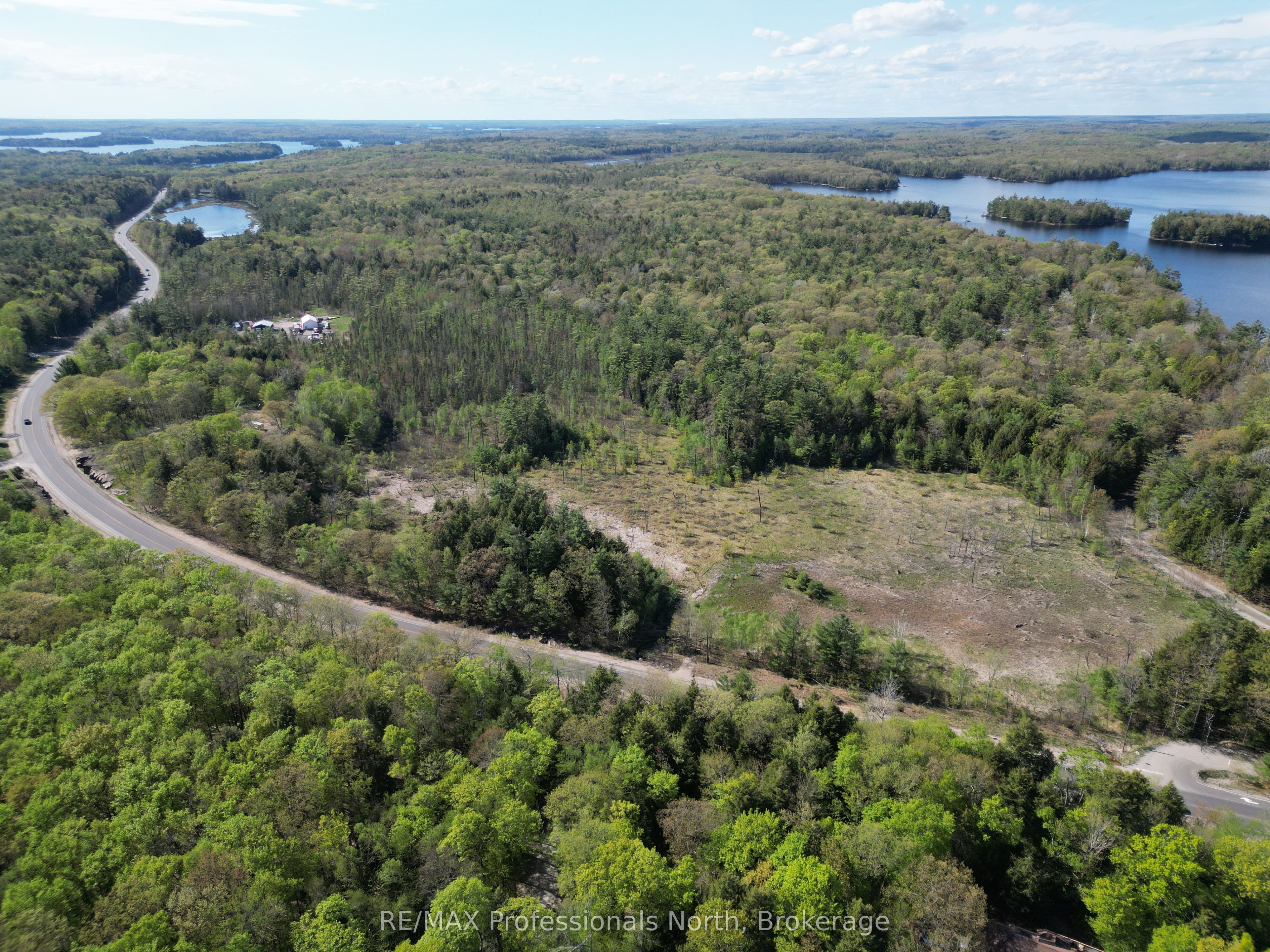 2070 Muskoka 118 Road Property Photo 10