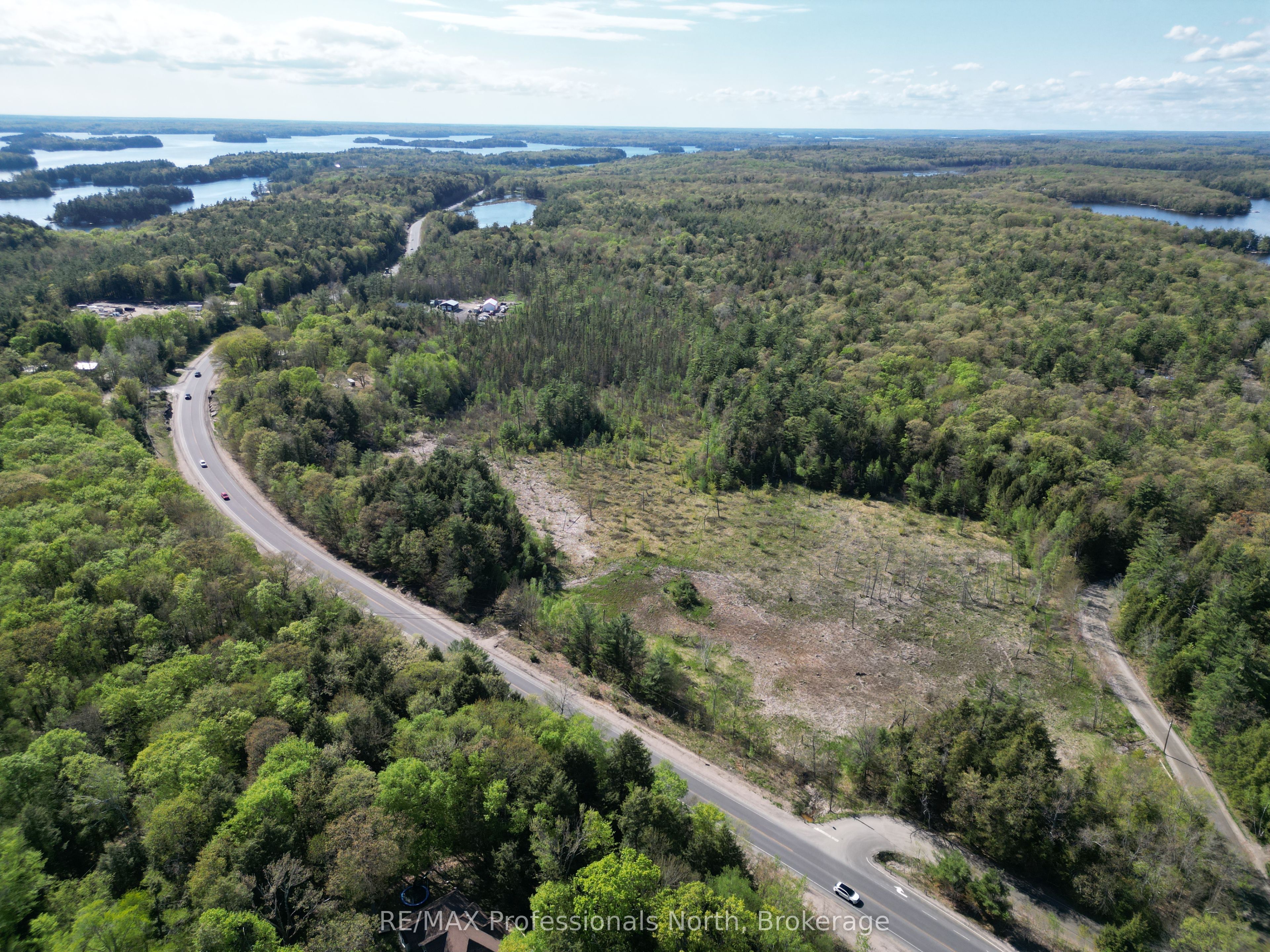 2070 Muskoka 118 Road Property Photo 12