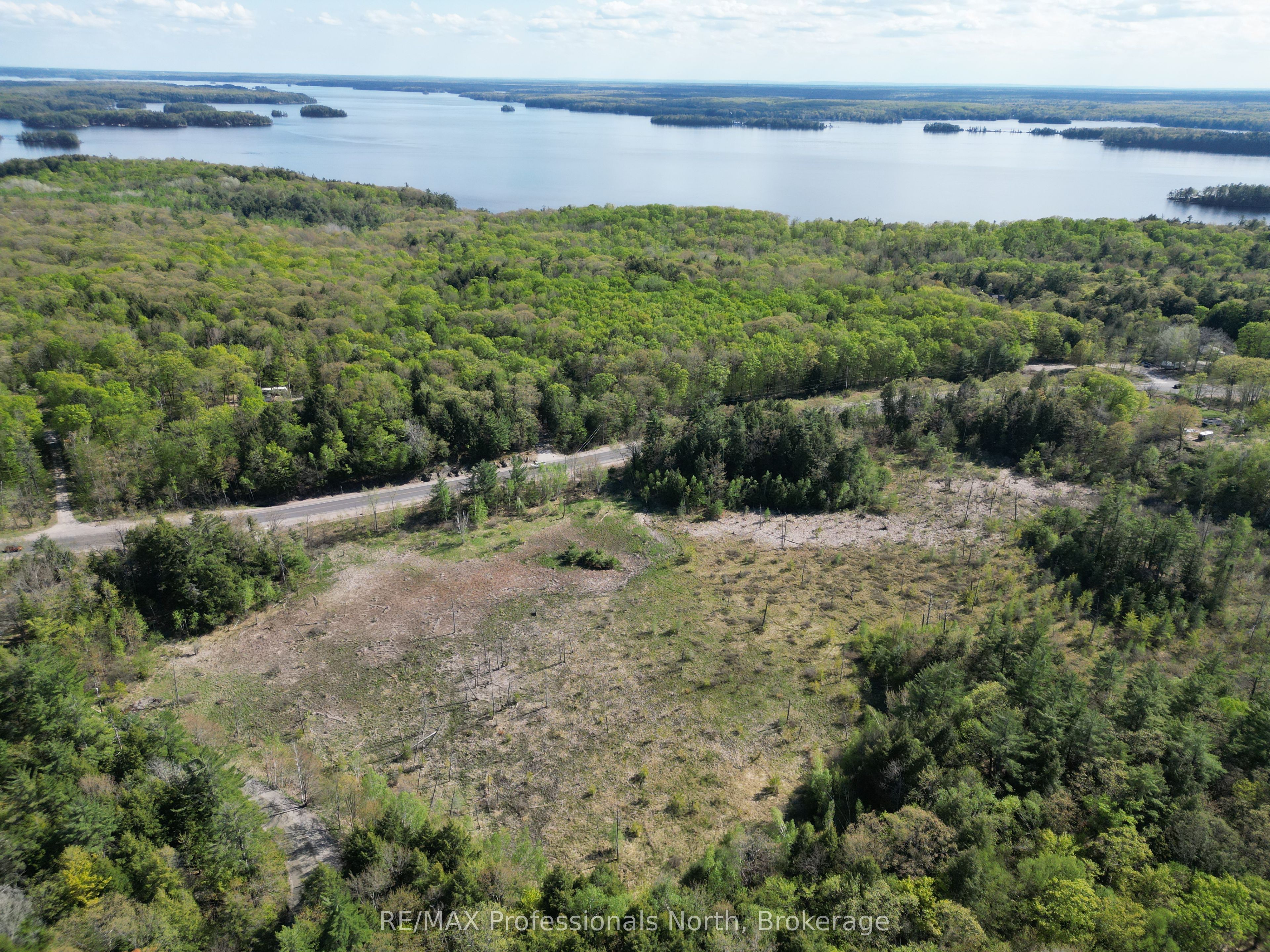 2070 Muskoka 118 Road Property Photo 16