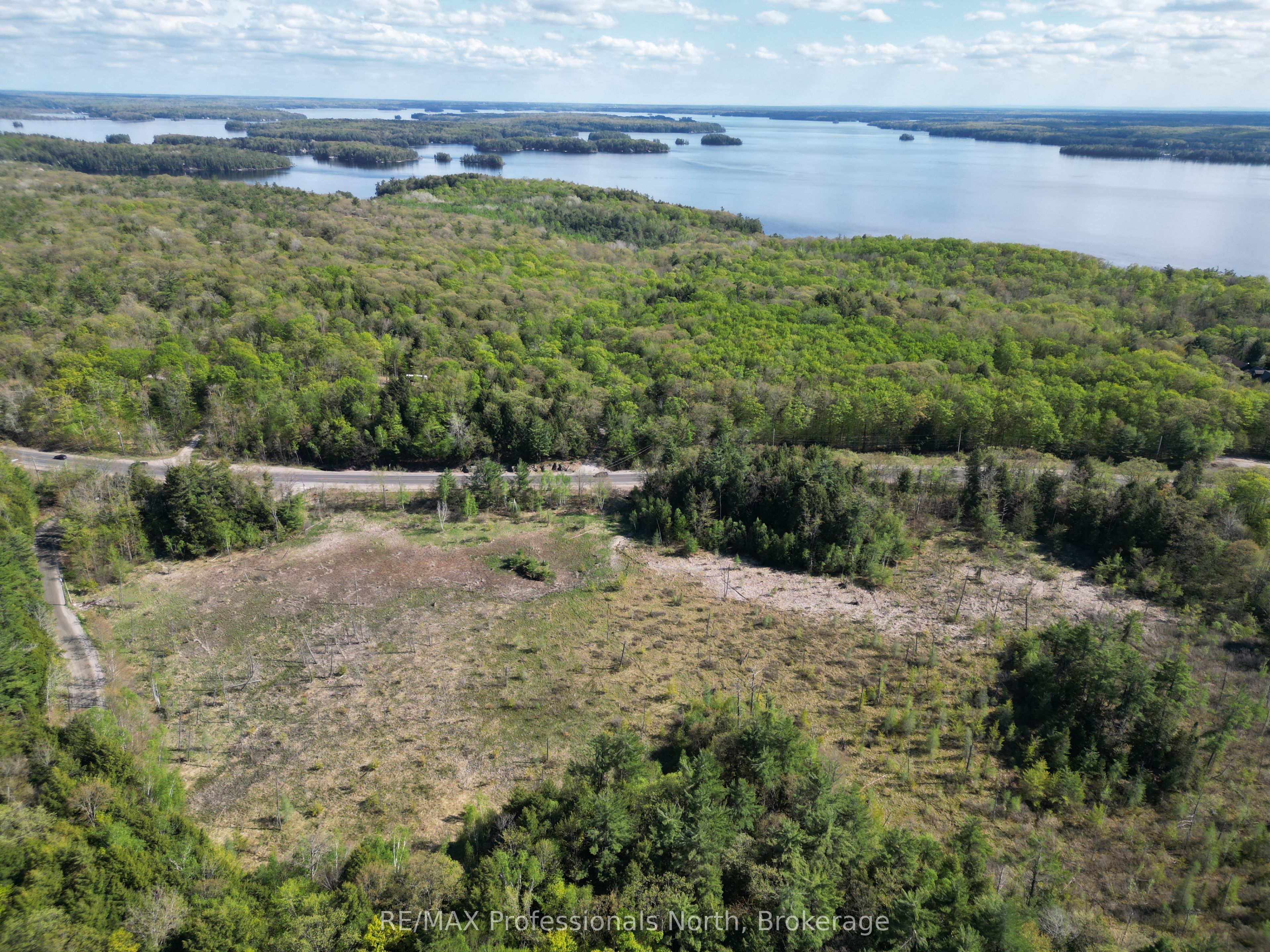 2070 Muskoka 118 Road Property Photo 17