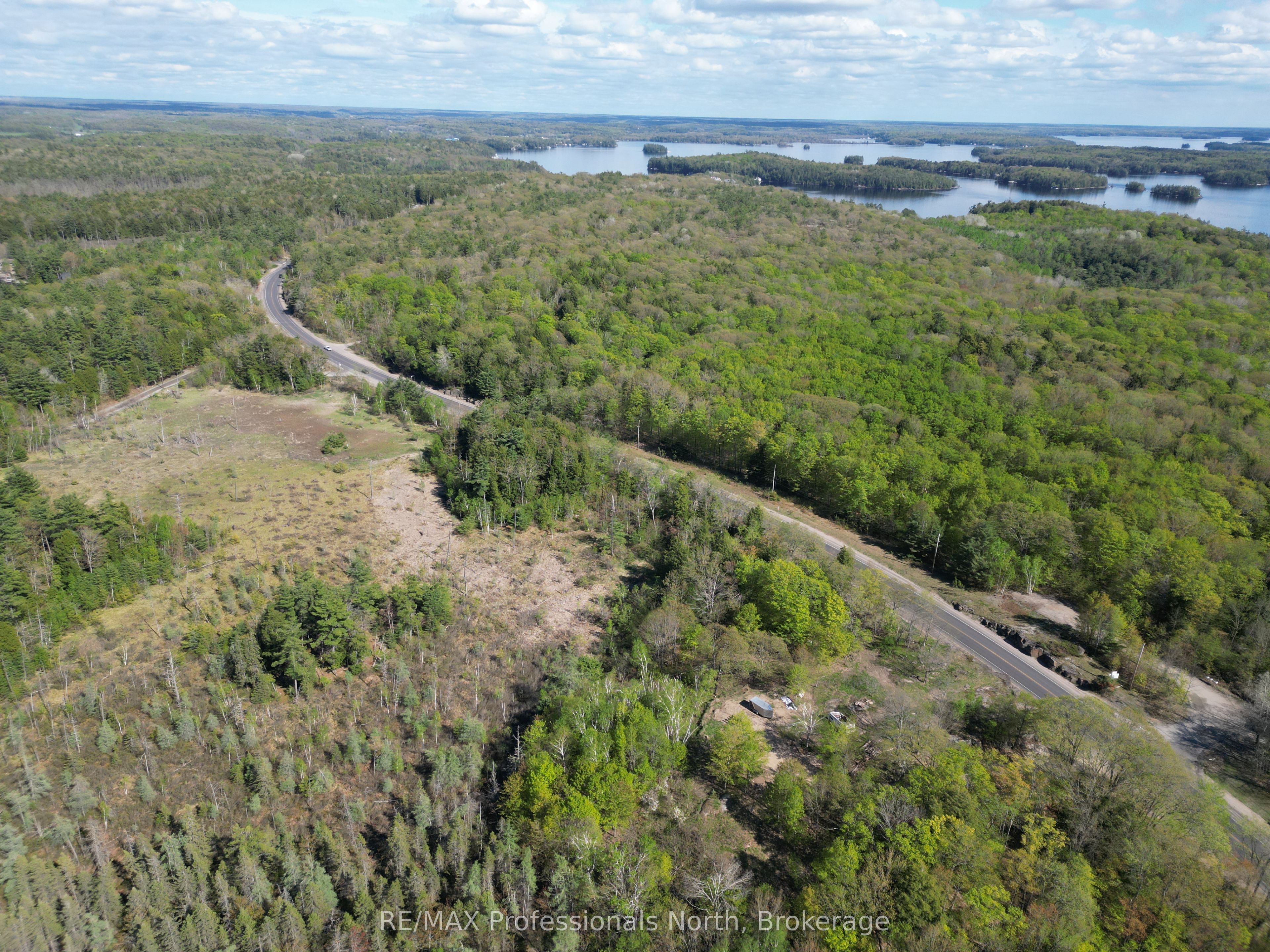 2070 Muskoka 118 Road Property Photo 18