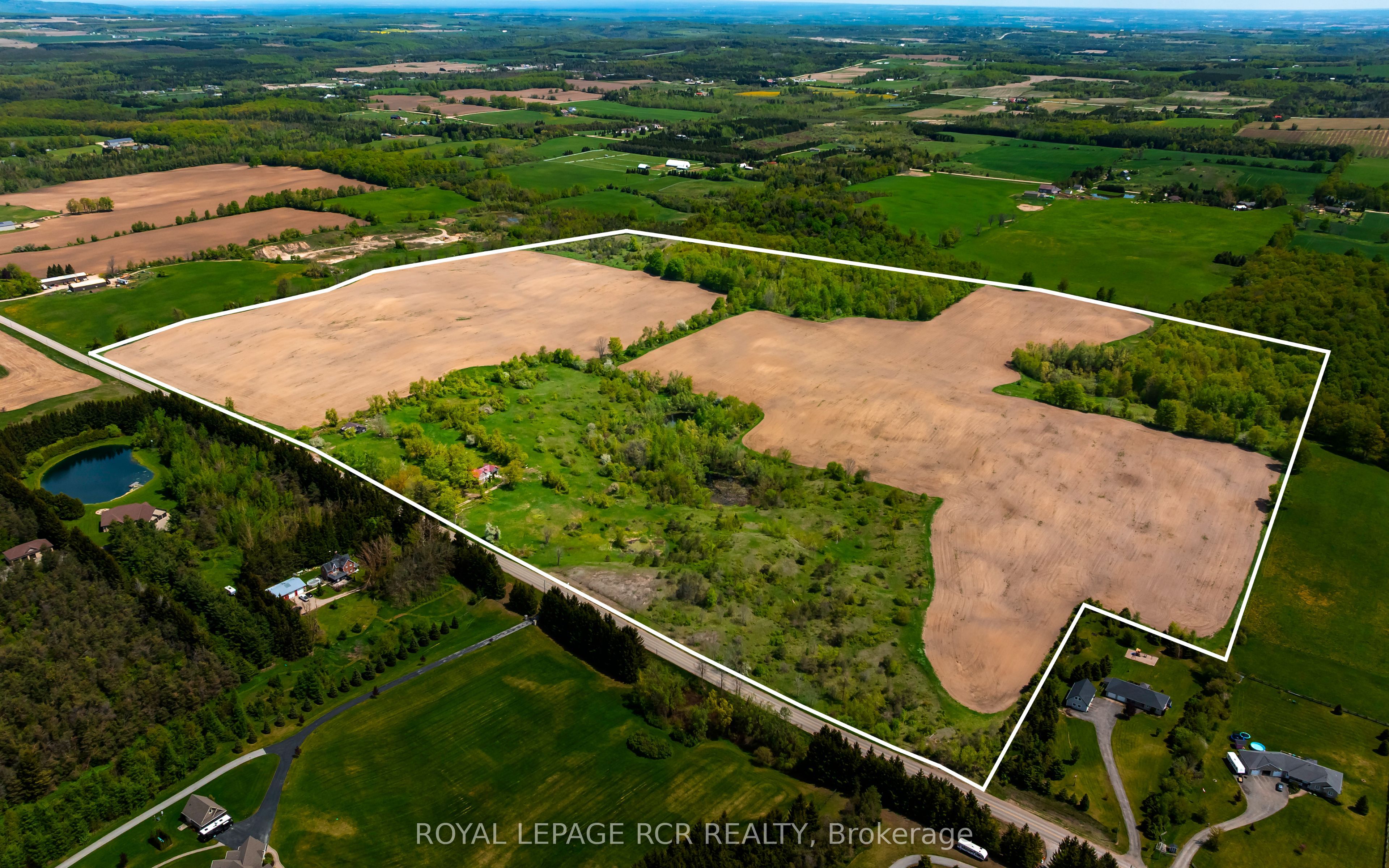 555463 Mono-amaranth Townline Property Photo
