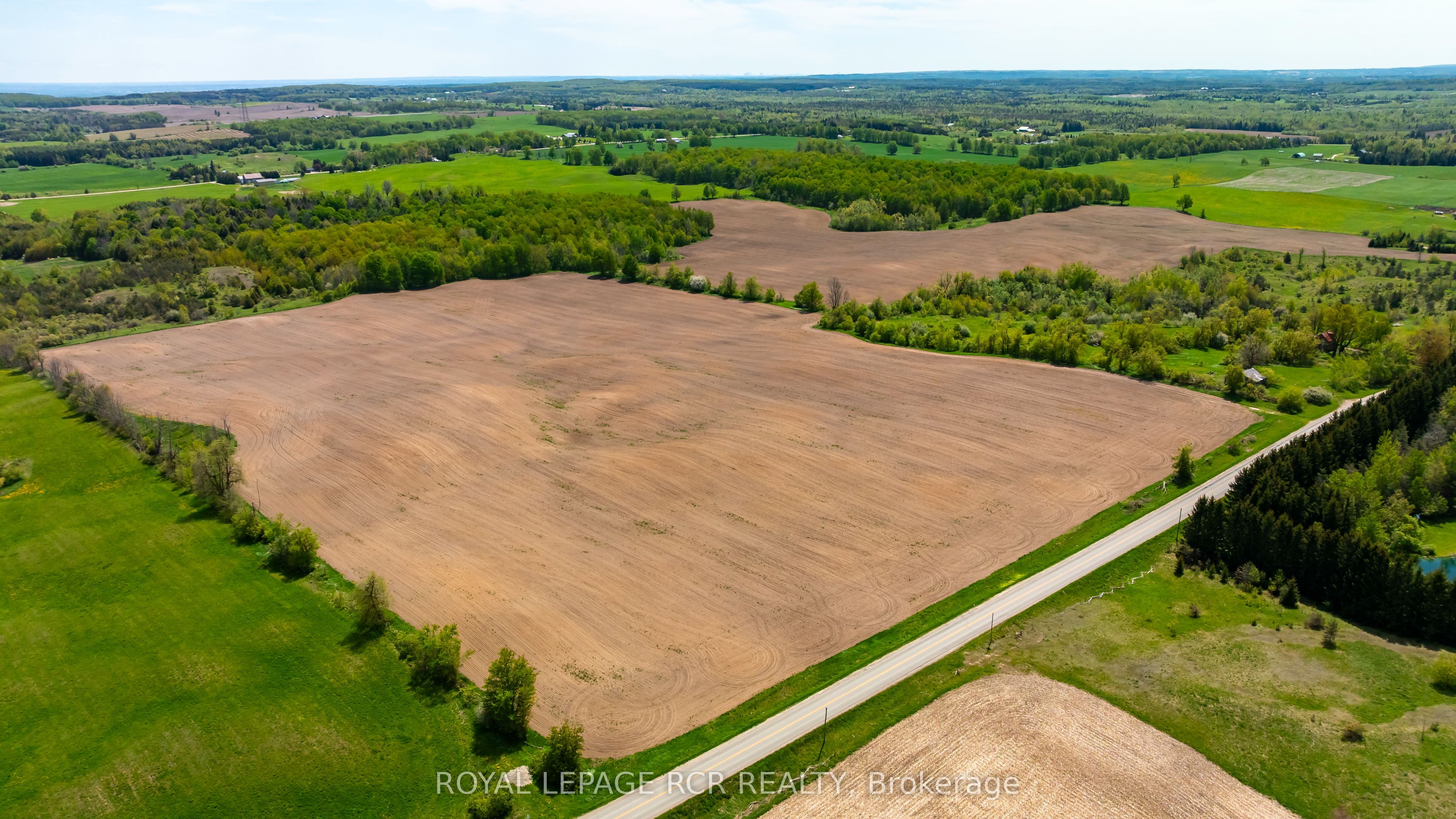 555463 Mono-amaranth Townline Property Photo 4