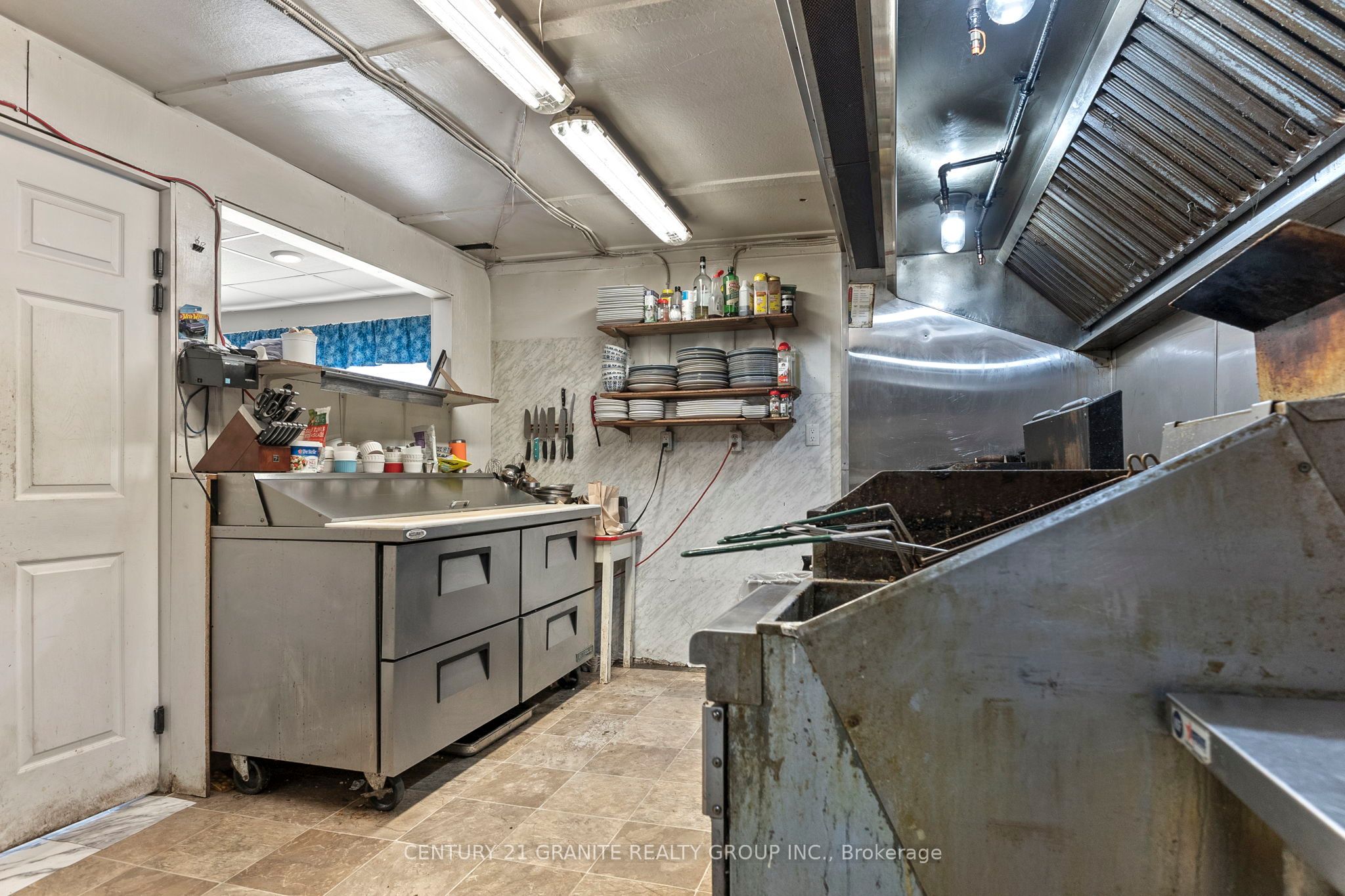 183 Hastings Street Property Photo 9