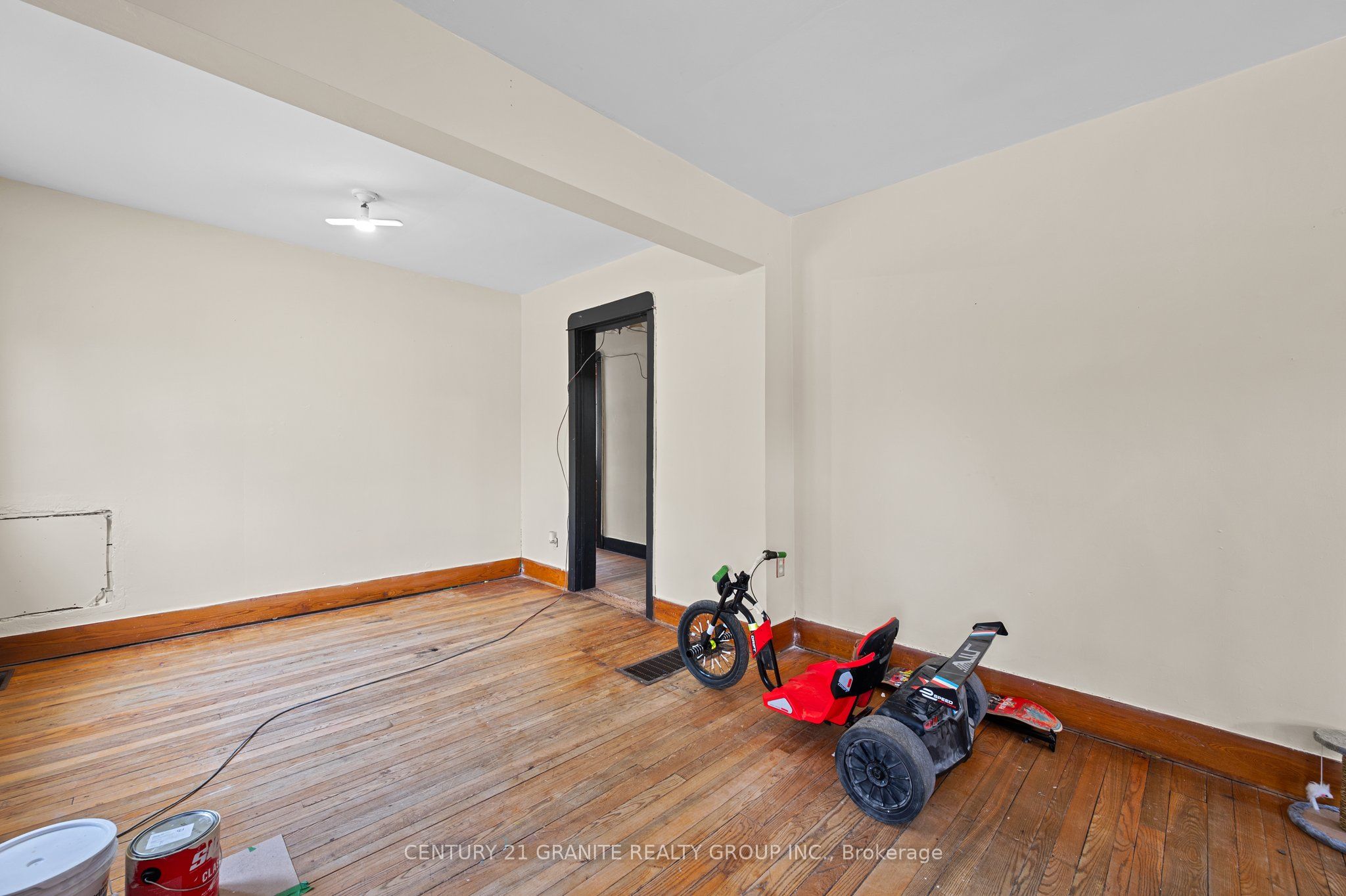 183 Hastings Street Property Photo 39