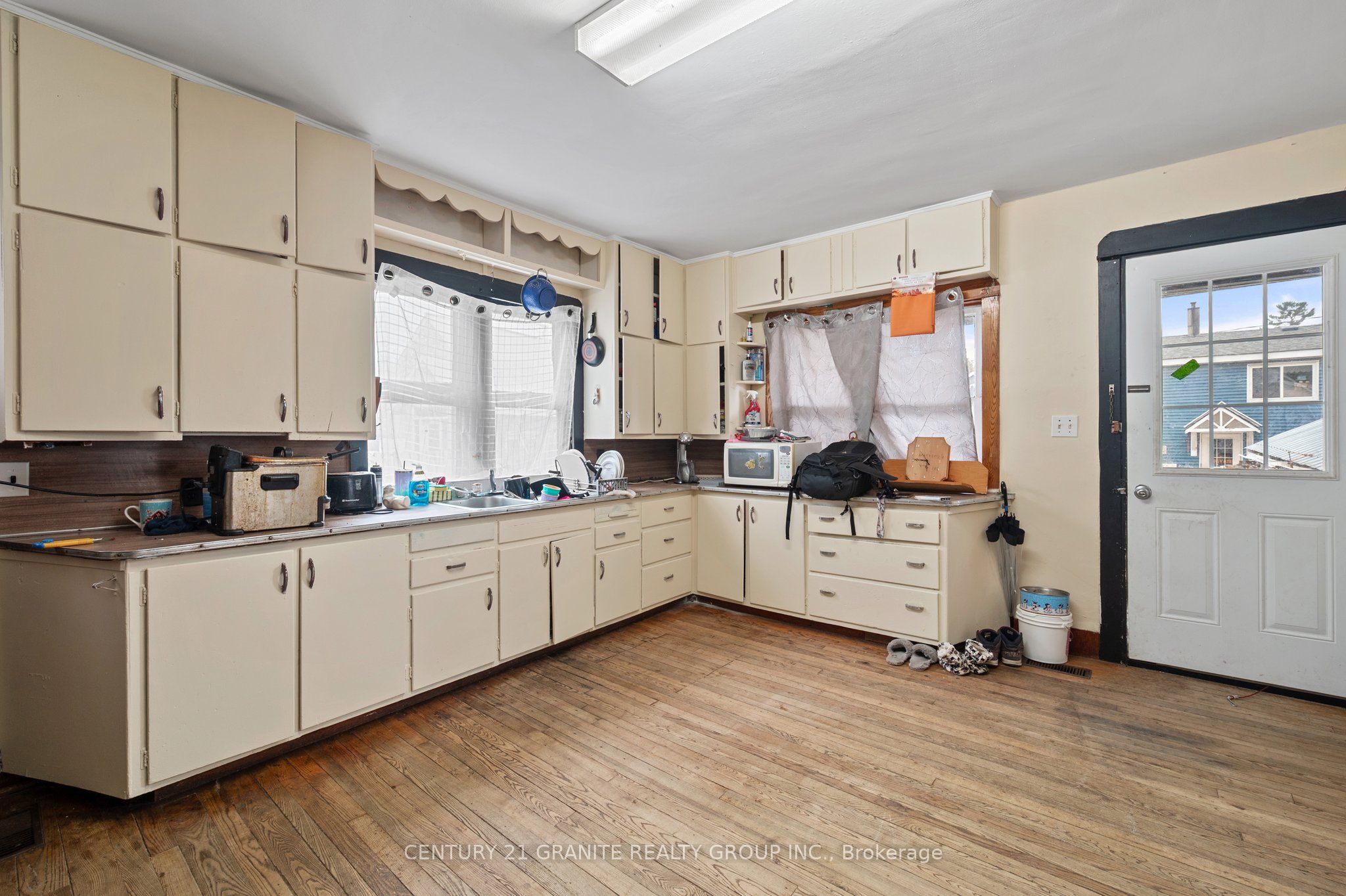 183 Hastings Street Property Photo 44
