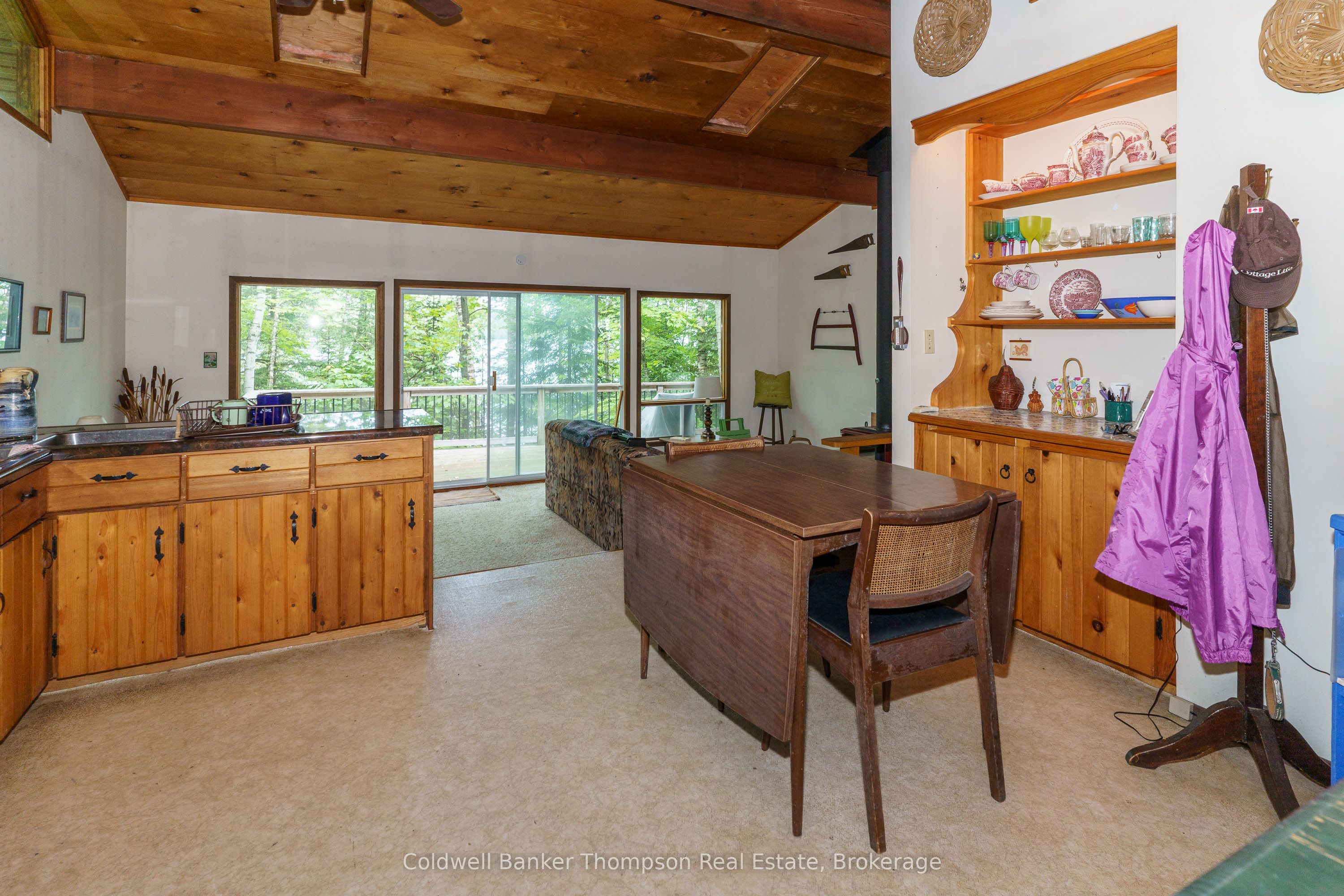 594 Hazard Hill Road Property Photo 15