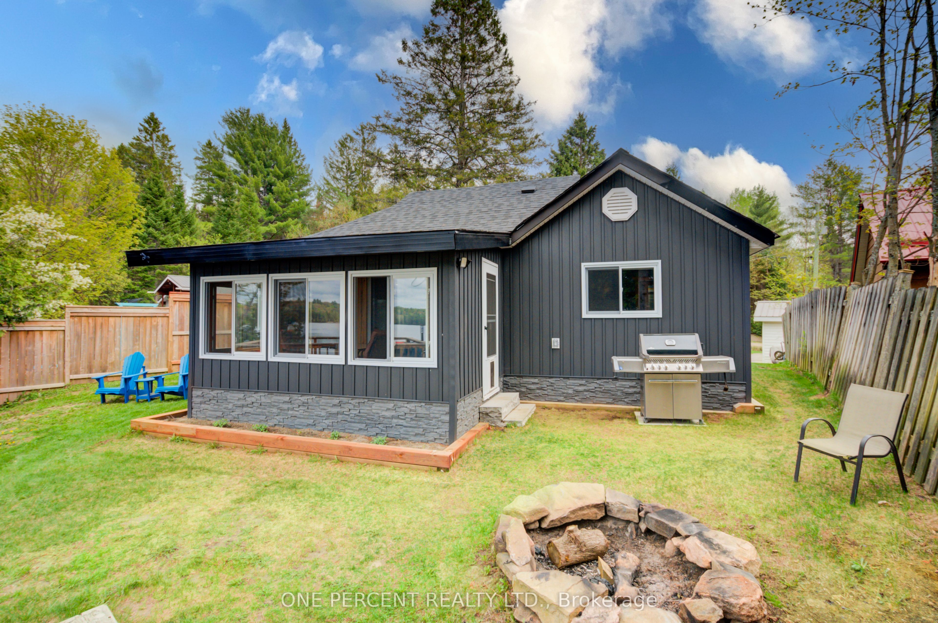 1105 Lakeshore Road Property Photo