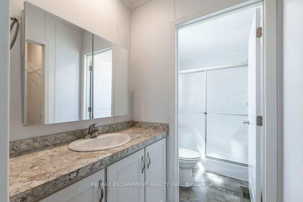 9 Hickory Hollow Property Photo 18