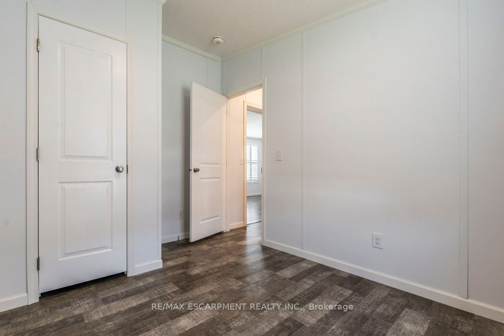 9 Hickory Hollow Property Photo 23