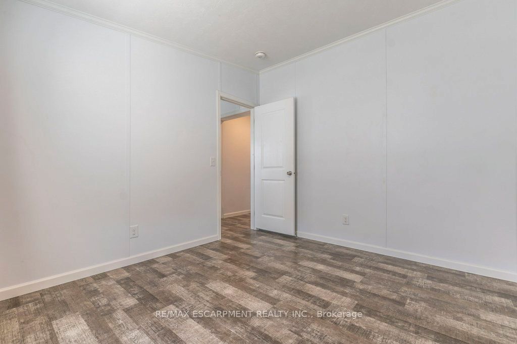 9 Hickory Hollow Property Photo 25