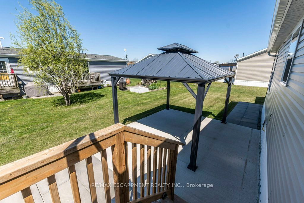 9 Hickory Hollow Property Photo 26