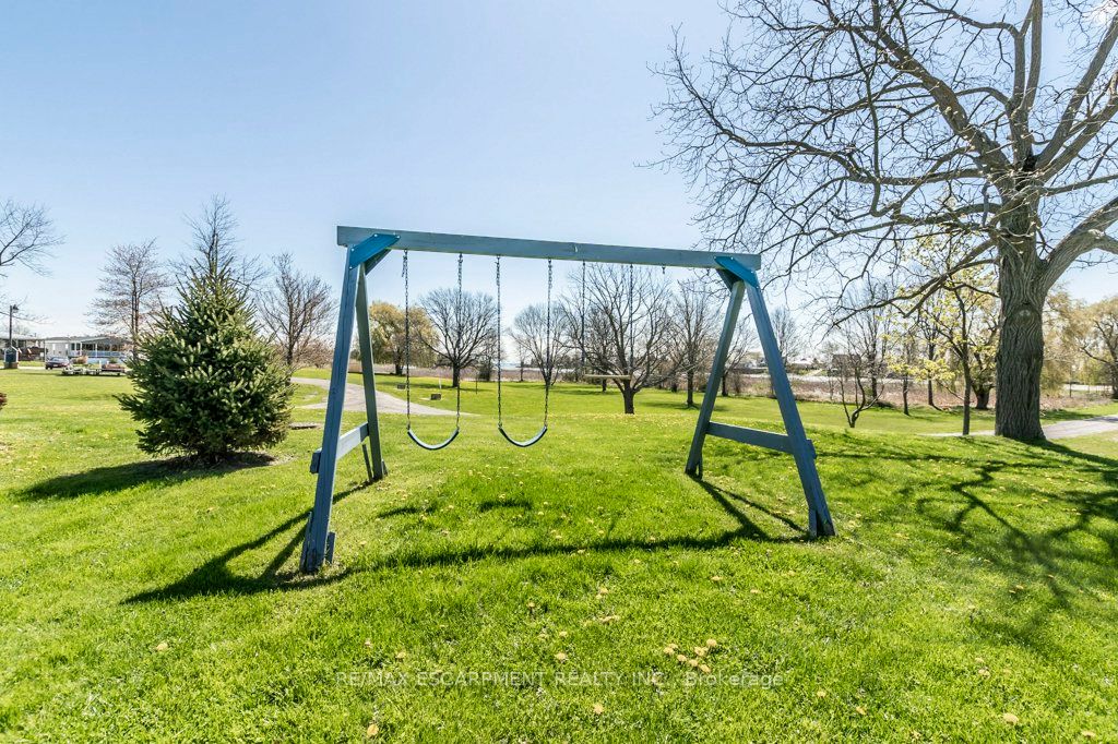 9 Hickory Hollow Property Photo 38
