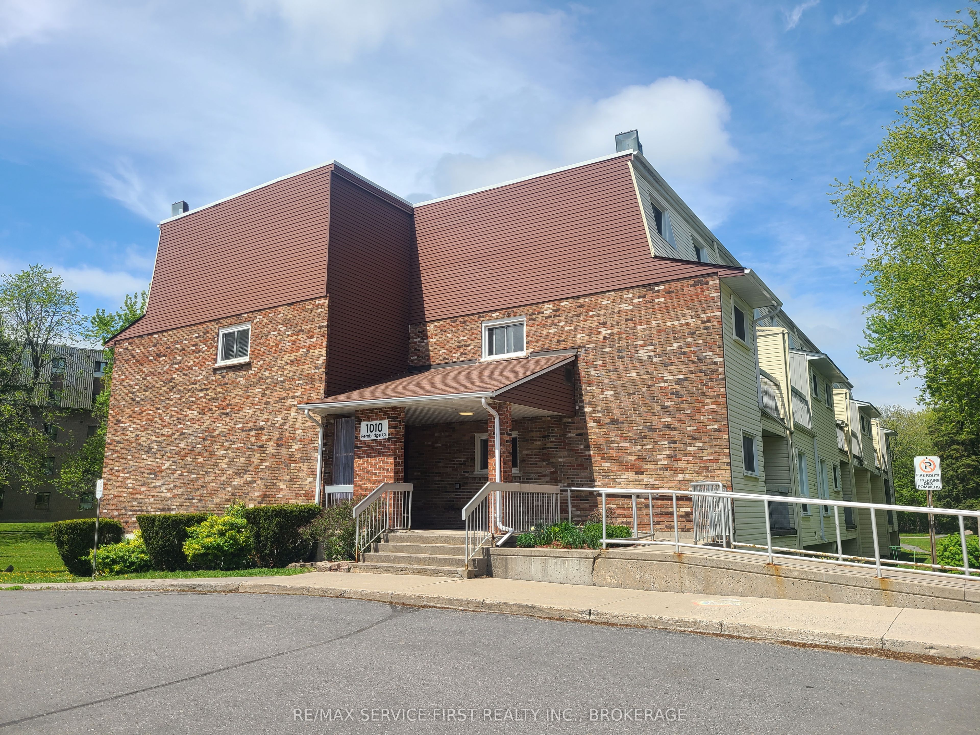 #103 - 1010 Pembridge Crescent Property Photo 1
