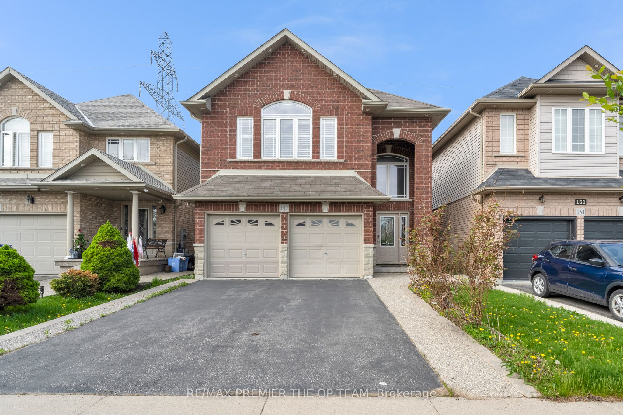 147 Pelech Crescent Property Photo 1
