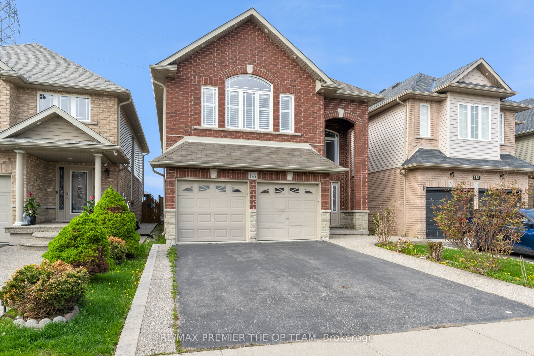 147 Pelech Crescent Property Photo 2